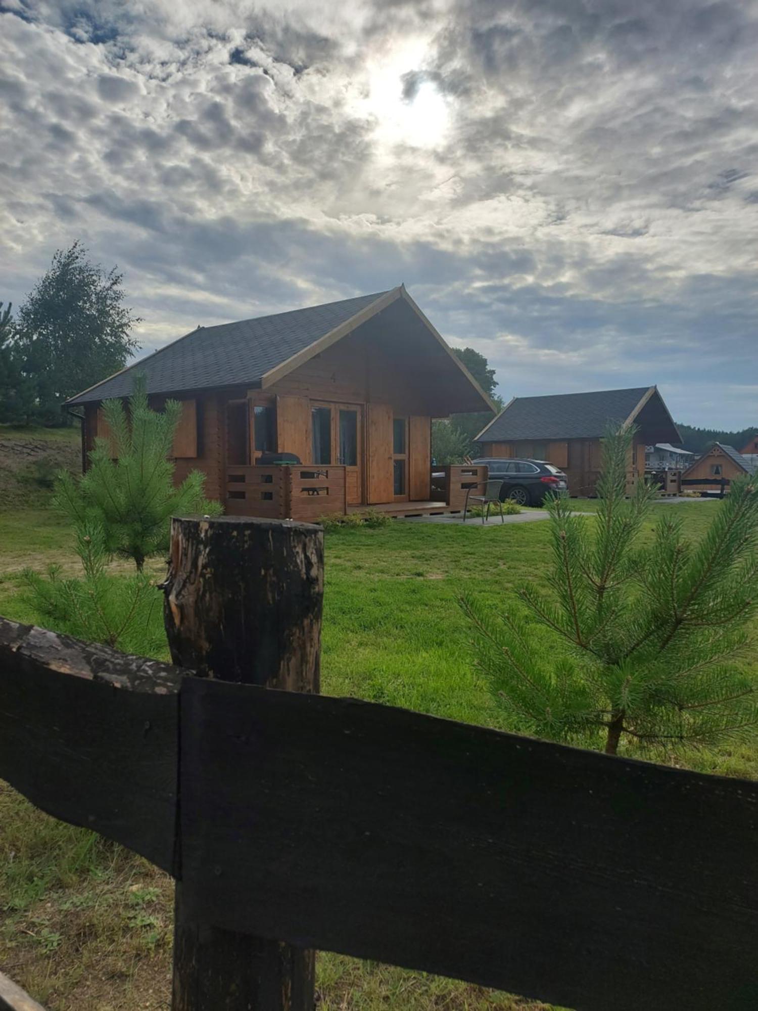 Kaszubskie Laki Domek Nr 4 Lakie Экстерьер фото